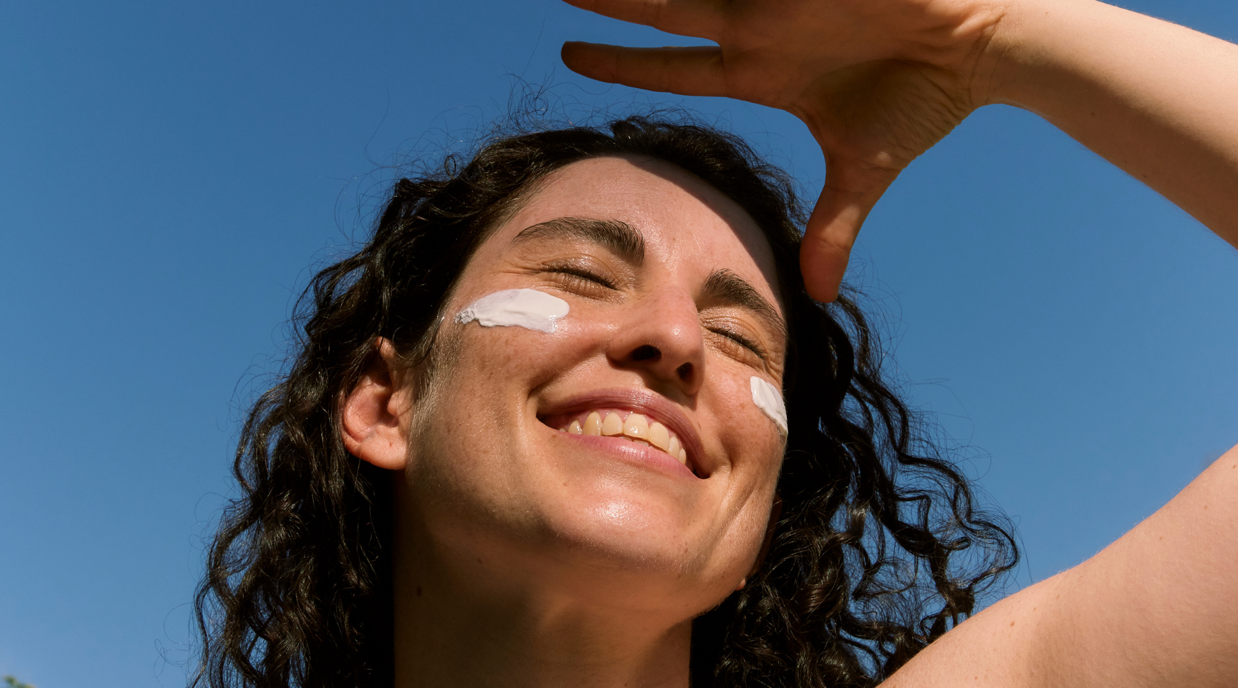 How to Build a Minimalist Skincare Routine That Works in Dubai Heat